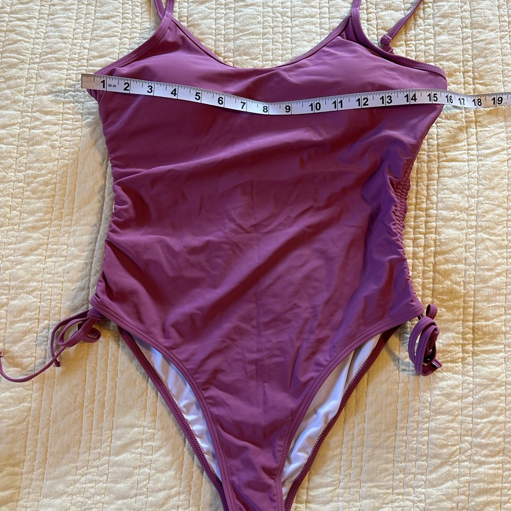 Women’s Amazon Basics One Piece Swimsuit in Purple size Large